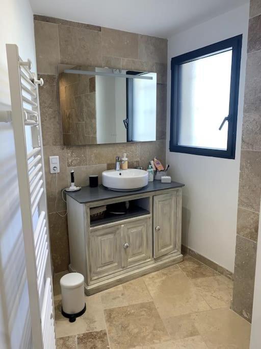 Appartement Bas De Maison Lavilledieu  Luaran gambar